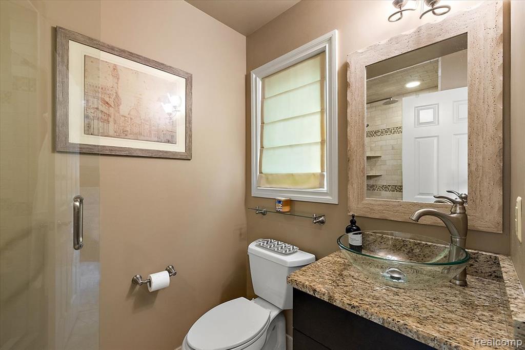 430 Eckford Drive, Troy, MI 48085 — Photo 25
