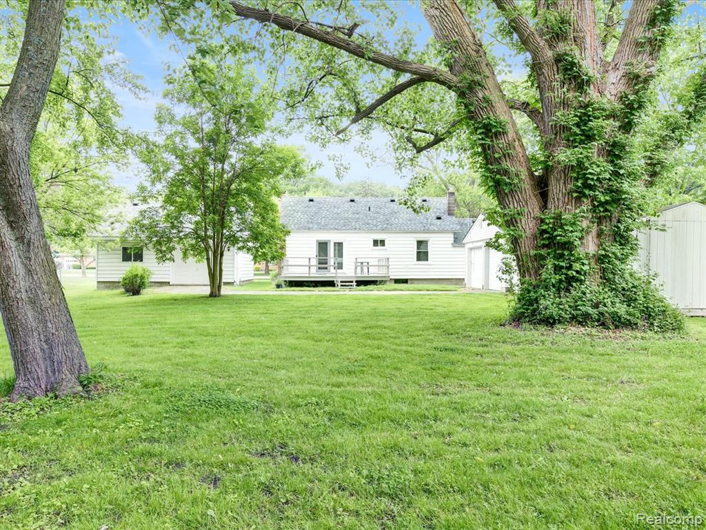 641 Michigan Avenue, Marysville, MI 48040 — Photo 5