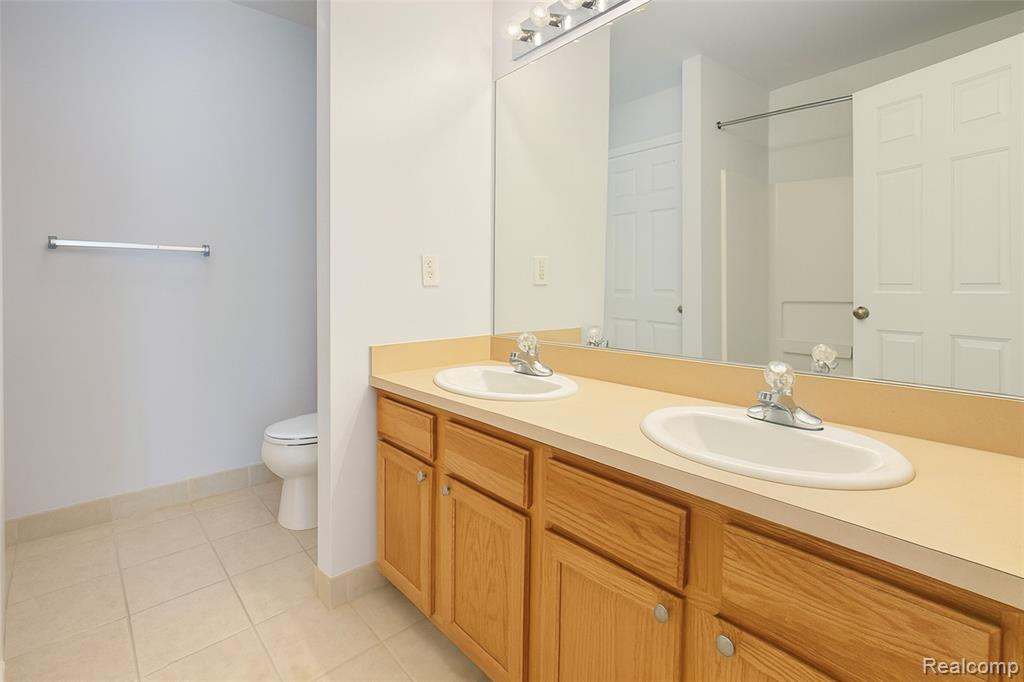 609 Cherry Orchard Road, Canton, MI 48188 — Photo 36