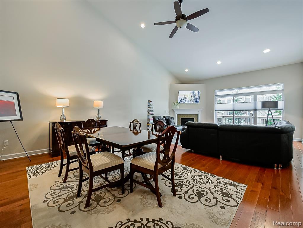 7212 Berry, West Bloomfield, MI — Photo 22