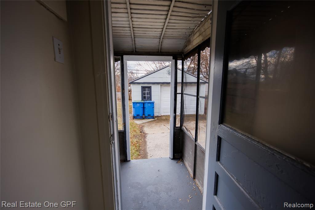 8242 Maxwell Avenue, Warren, MI 48089 — Photo 33