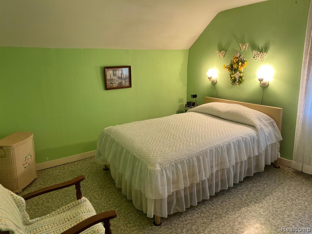 8040 Third, Avoca, MI 48006 — Photo 28