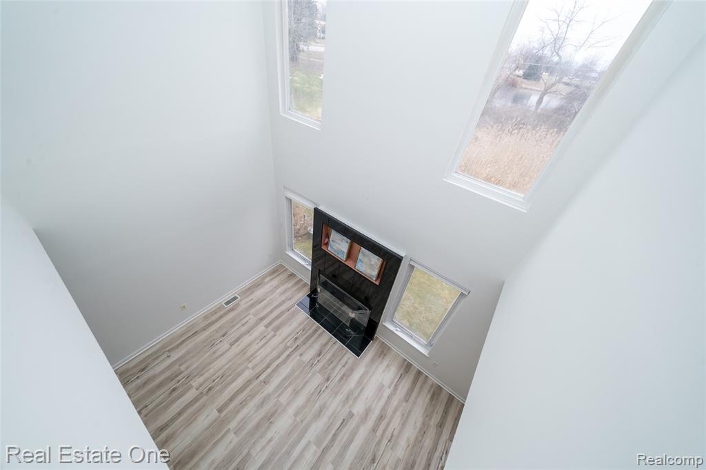 24099 Tana Court, Farmington, MI 48335 — Photo 34