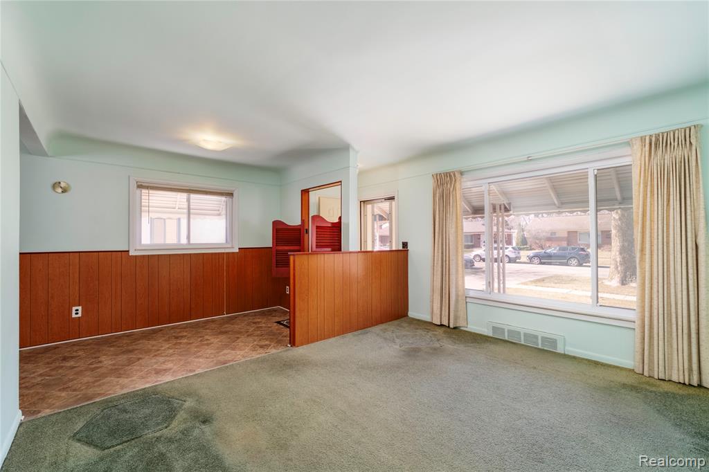 9042 Harrison Street, Livonia, MI 48150 — Photo 9