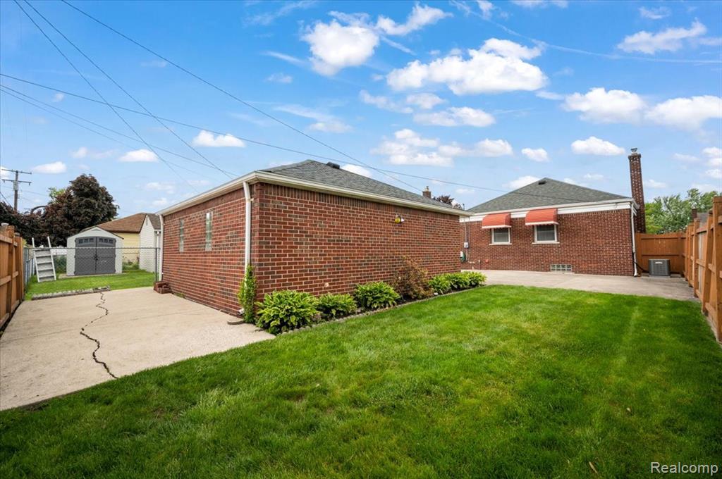 2211 White Avenue, Lincoln Park, MI 48146 — Photo 27