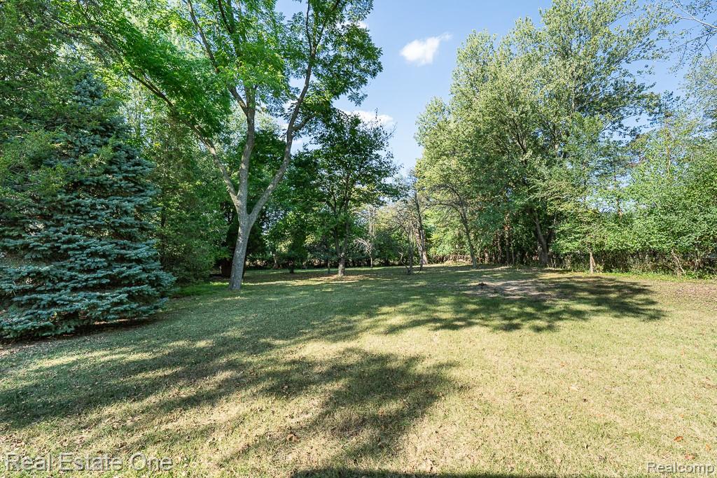 751 Troywood Drive, Troy, MI 48083 — Photo 7
