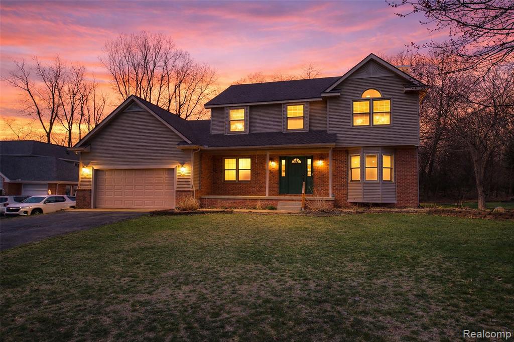 4570 River Hills Court, Brighton, MI 48114 — front exterior