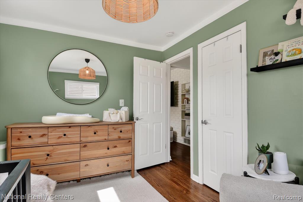 957 E Dallas Avenue, Madison Heights, MI 48071 — Photo 15