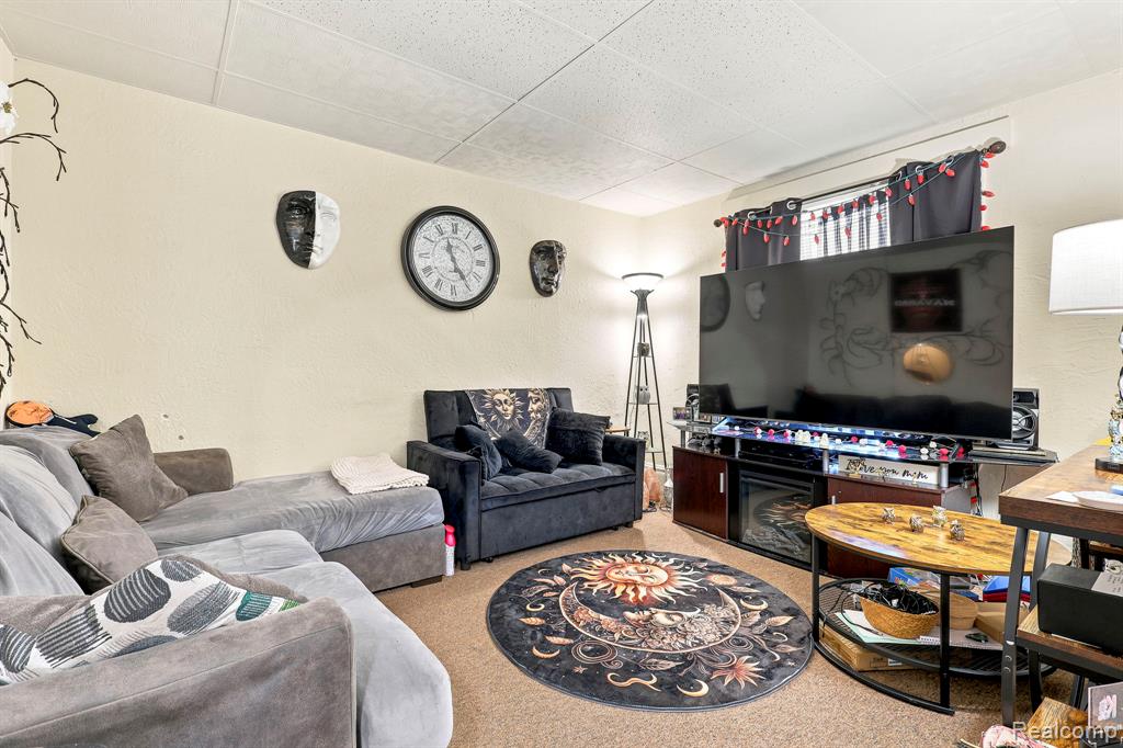 503 14TH Street, Port Huron, MI 48060 — Photo 2