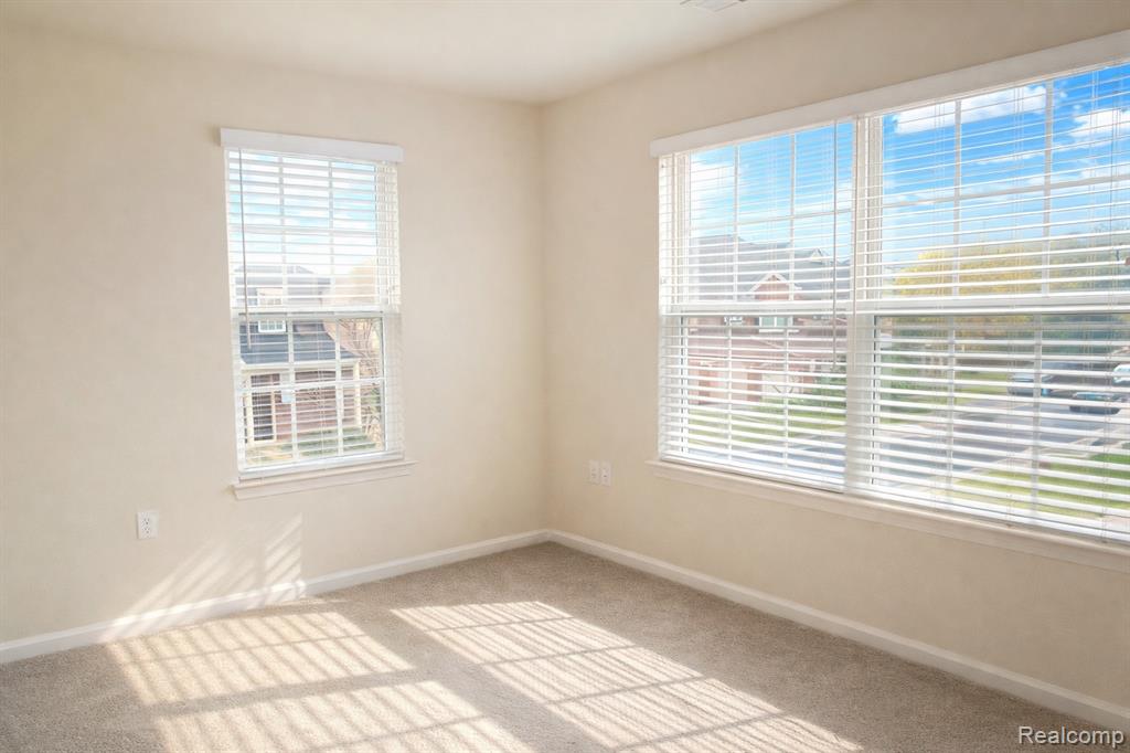 4128 Berkeley Avenue, Canton, MI 48188 — Photo 13