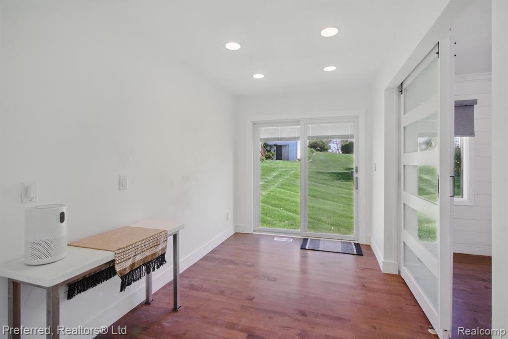 454 Woodland Drive, Saline, MI 48176 — Photo 18