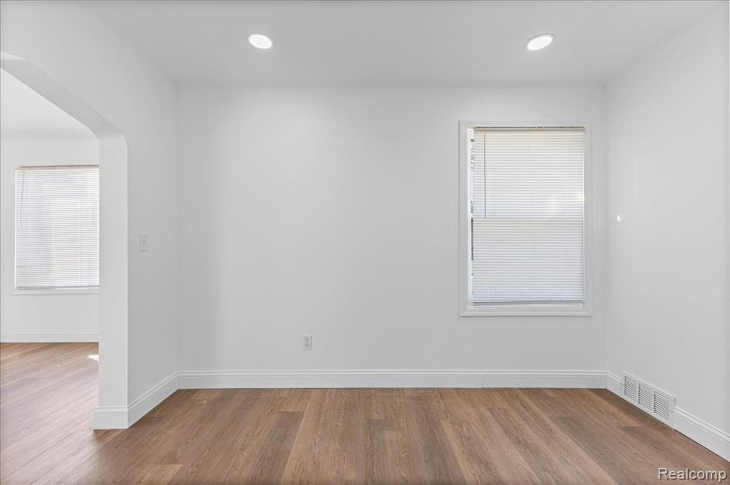 11729 Sanford Street, Detroit, MI 48205 — Photo 9