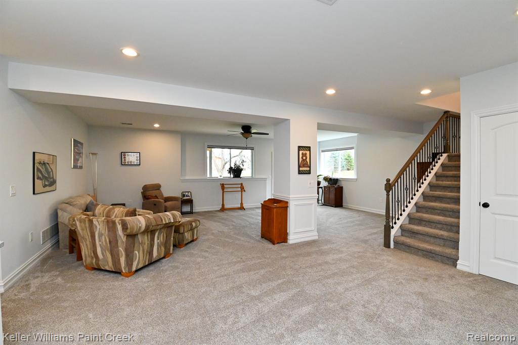 38 FOX HOLLOW Drive, Metamora, MI 48455 — Photo 40