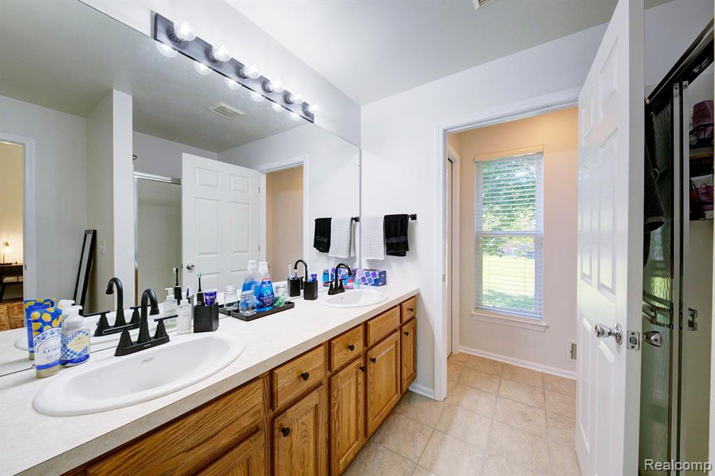 3425 EMPIRE STATE Drive, Canton, MI 48188 — Photo 21