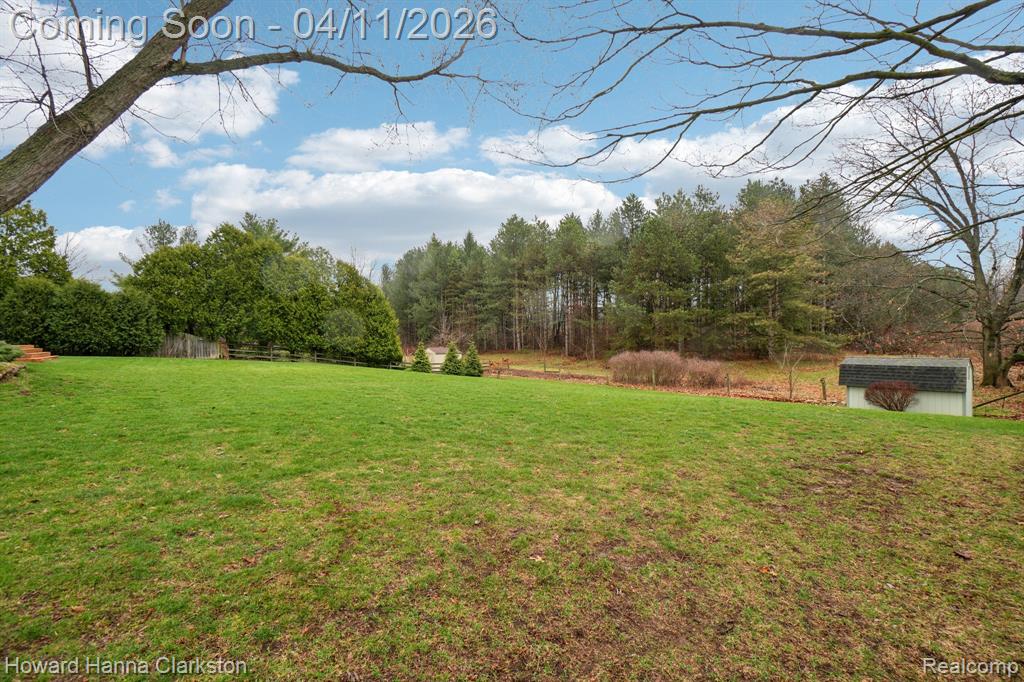 10995 Big Lake Road, Davisburg, MI 48350 — Photo 28