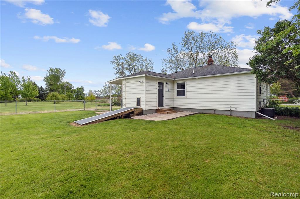10605 Wilkinson Road, Lennon Vlg, MI 48449 — Photo 32