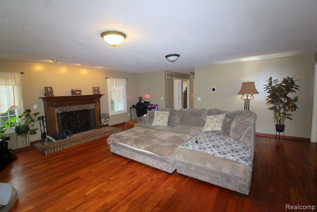 8620 RATTALEE LAKE Road, Clarkston, MI 48348 — Photo 4