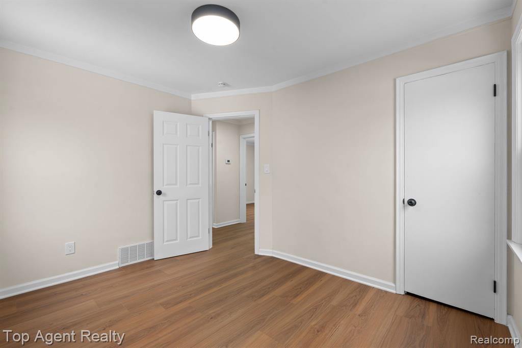 4048 Royal Avenue, Berkley, MI 48072 — Photo 18