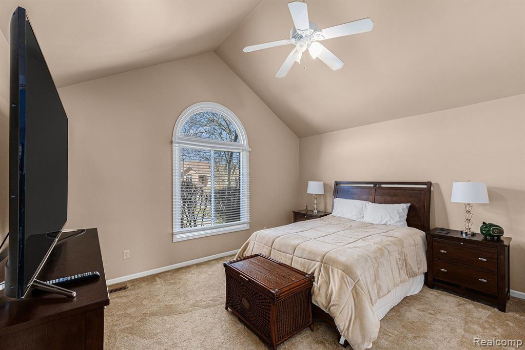54550 CABRILLO Drive, Macomb, MI 48042 — Photo 16