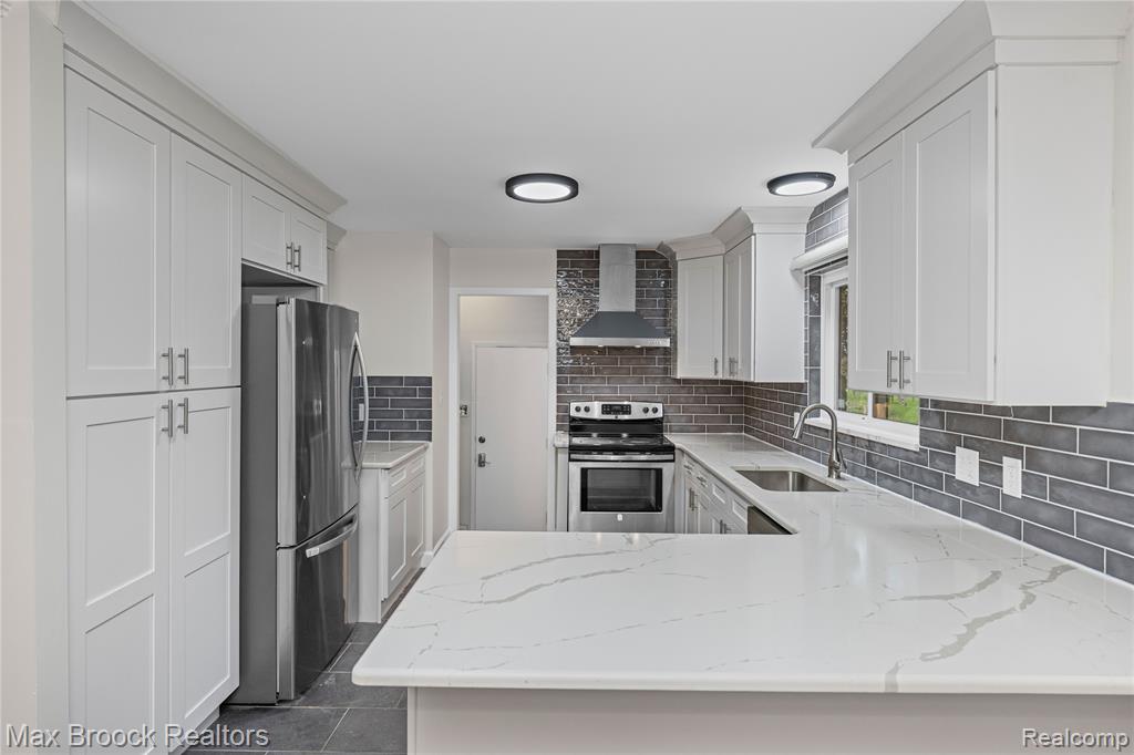 6695 Lahser Road, Bloomfield Hills, MI — Photo 14
