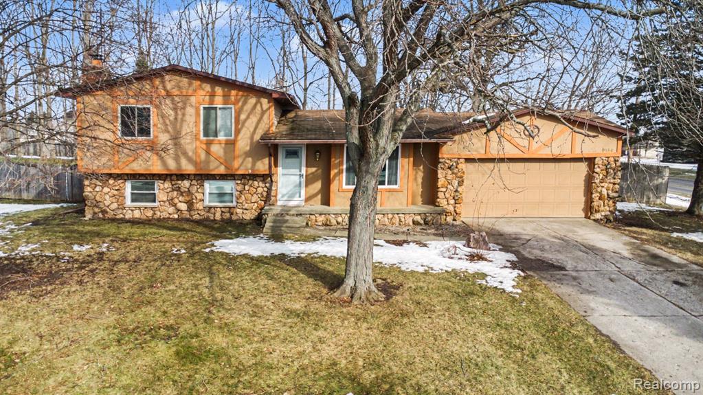 9184 Chesterfield Drive, Swartz Creek, MI 48473 — Photo 23