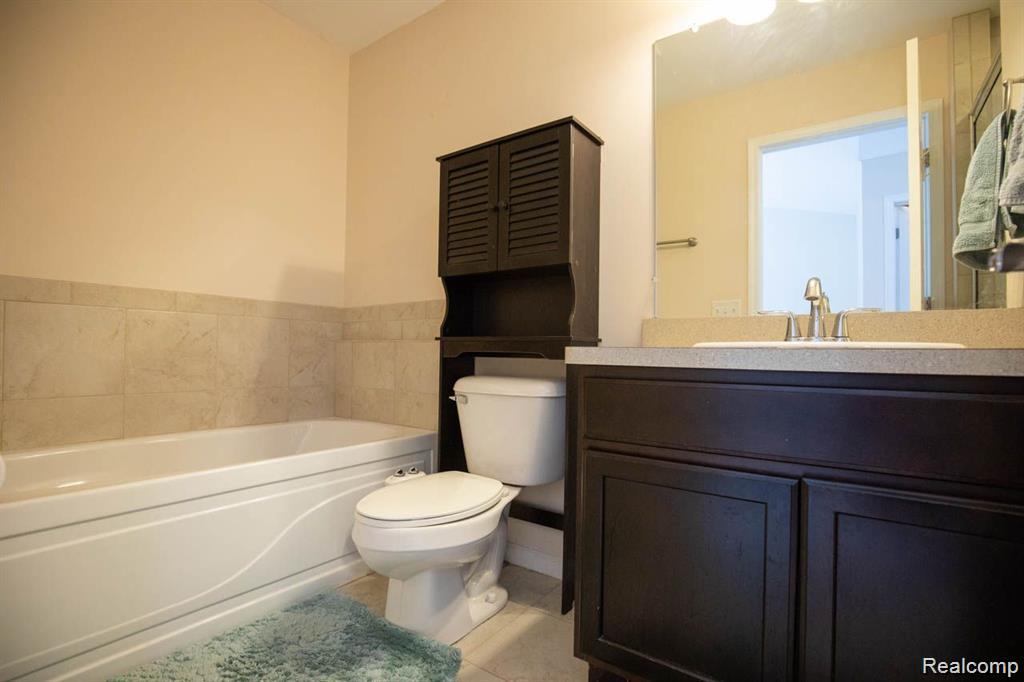 41578 Mitchell Road, Novi, MI — Photo 29