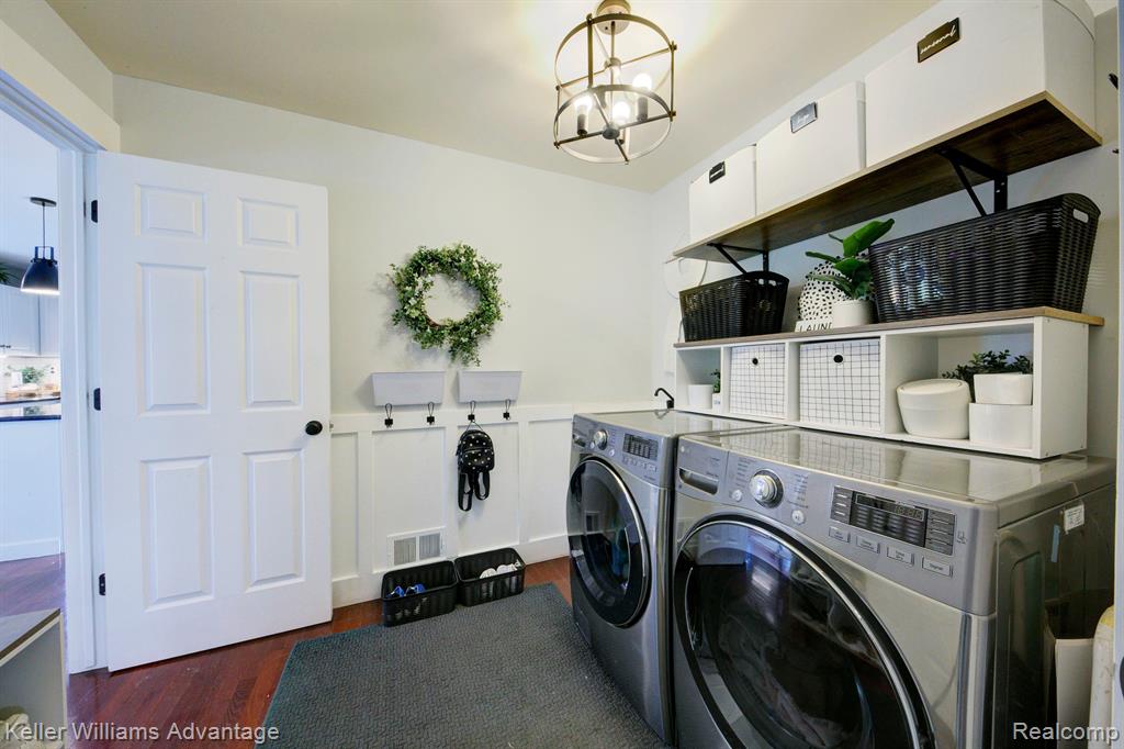 47694 EDINBURGH Drive, Plymouth, MI 48170 — Photo 31