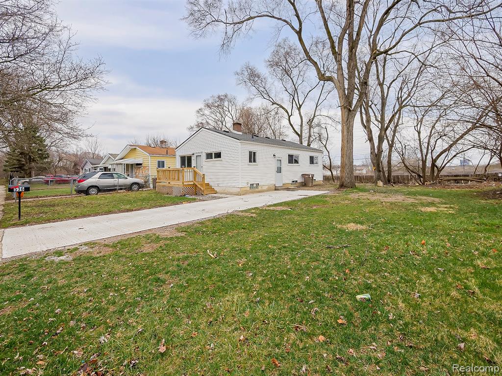 536 Emerson Avenue, Pontiac, MI 48342 — Photo 24