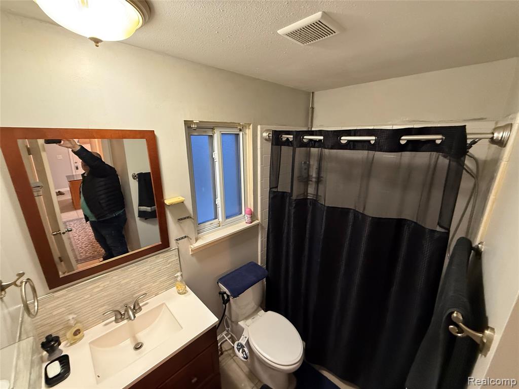 8066 Coventry Street, Westland, MI — Photo 7