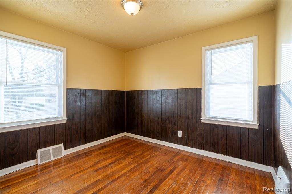 16841 Winston Street, Detroit, MI 48219 — Photo 12