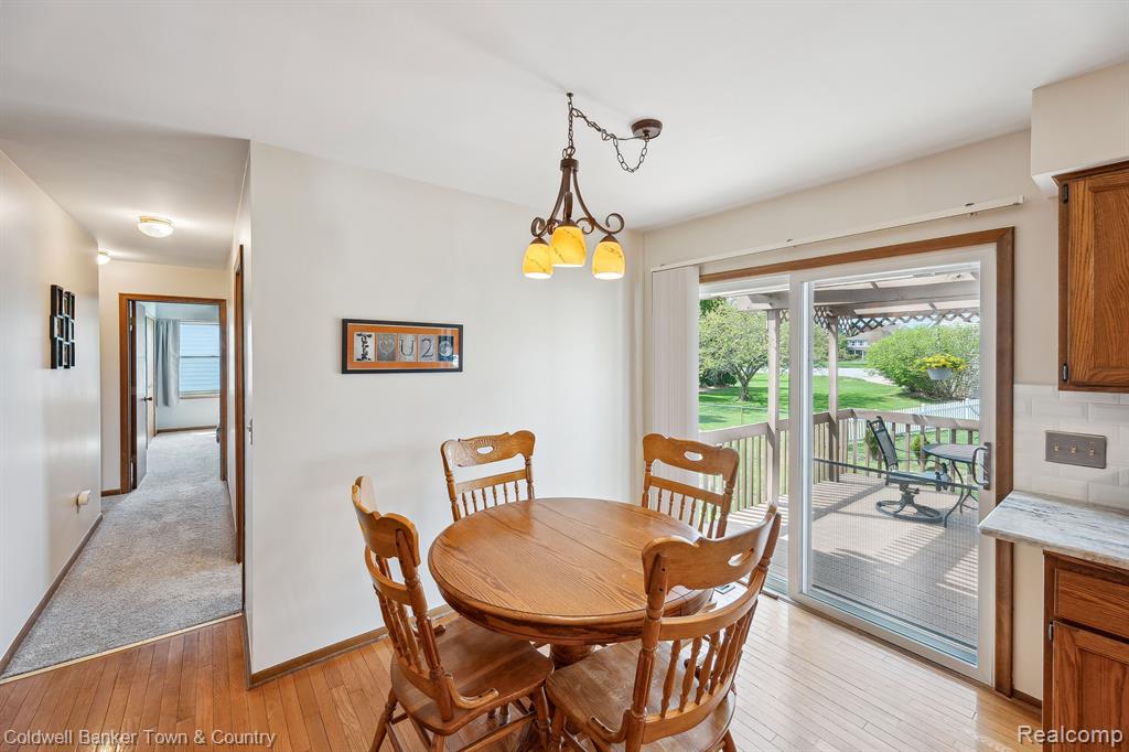 9361 SUMMERLAND Drive, Whitmore Lake, MI 48189 — Photo 11