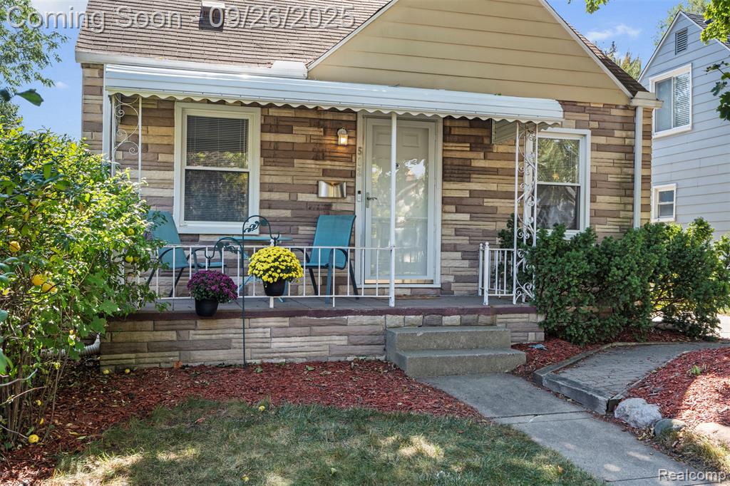 512 Marlin Avenue, Royal Oak, MI 48067 — Photo 3