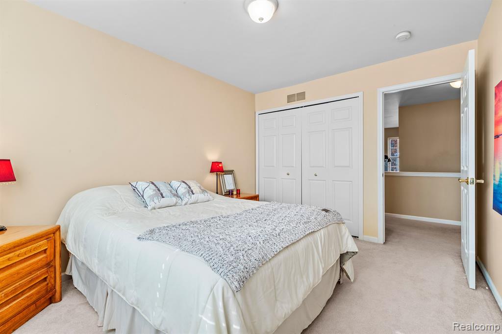 1095 APPALOOSA Court, South Lyon, MI 48178 — Photo 28