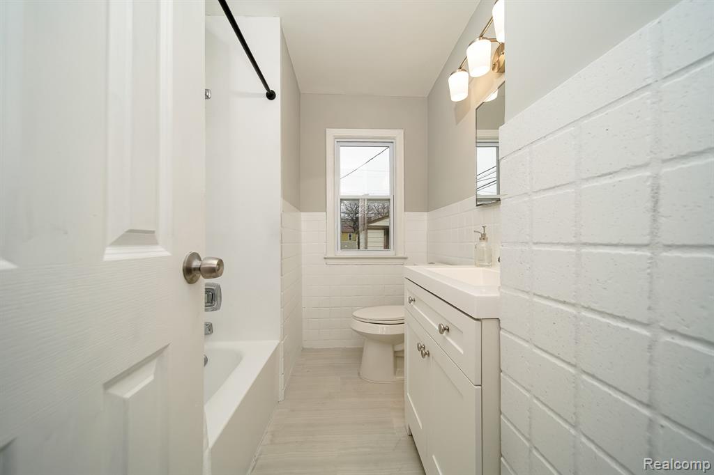 4643 S Hubbard Street, Wayne, MI 48184 — Photo 23