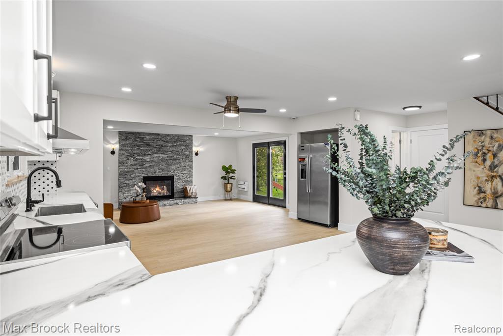 1874 Hopkins Drive, Wixom, MI 48393 — Photo 8