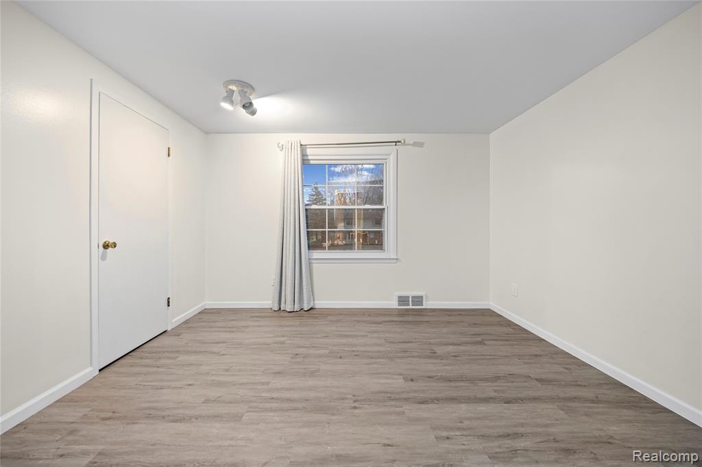5738 Pebbleshire Road, Bloomfield Hills, MI 48301 — Photo 15