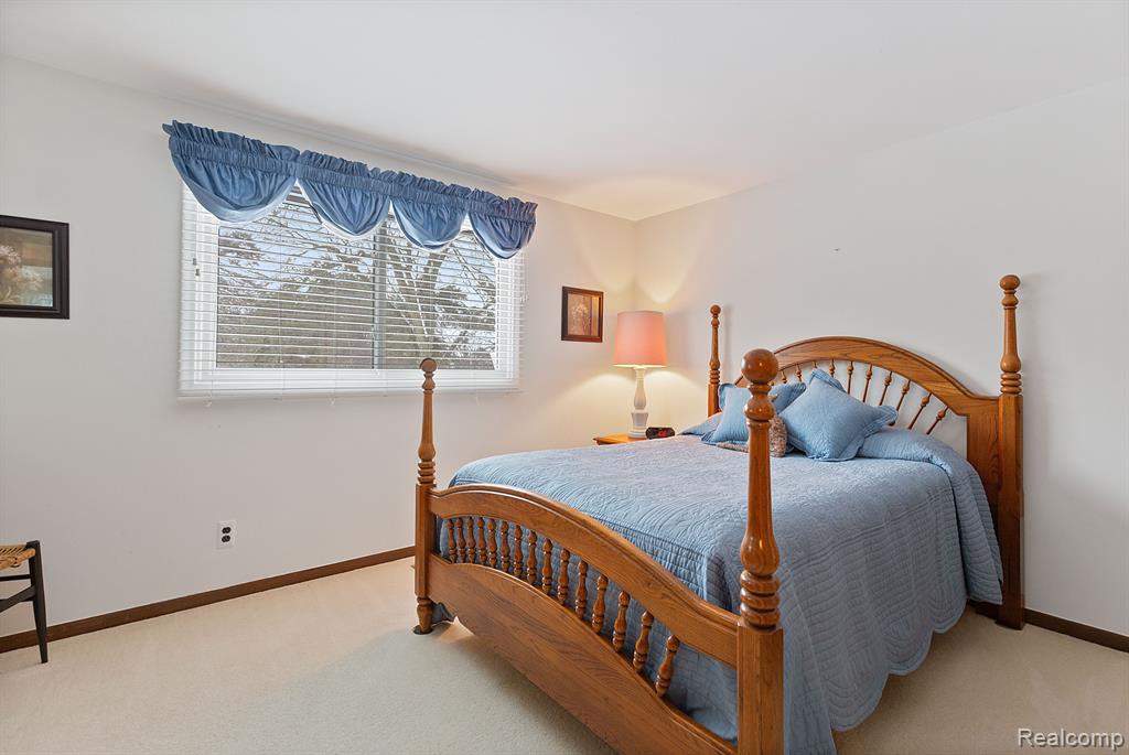 42126 BAINTREE Circle, Northville, MI 48168 — Photo 35