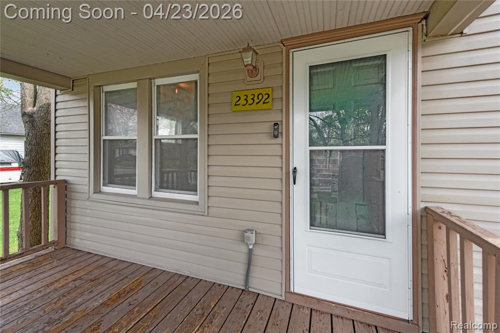 23392 Cayuga Avenue, Hazel Park, MI 48030 — Photo 4