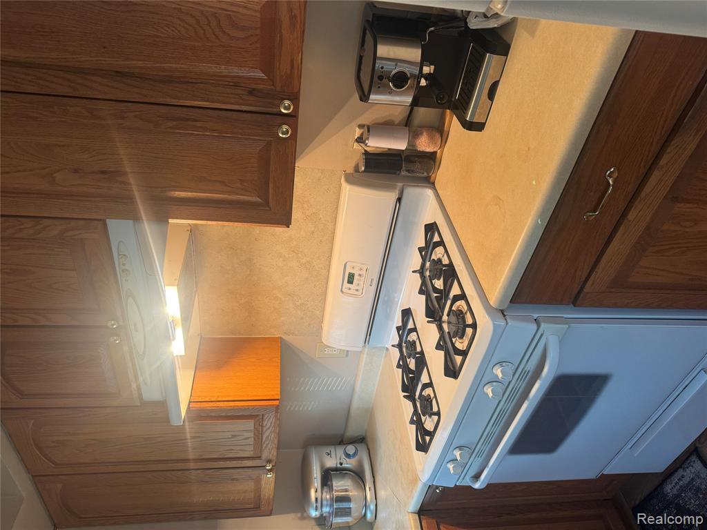 8311 Gulley Street, Taylor, MI 48180 — Photo 31