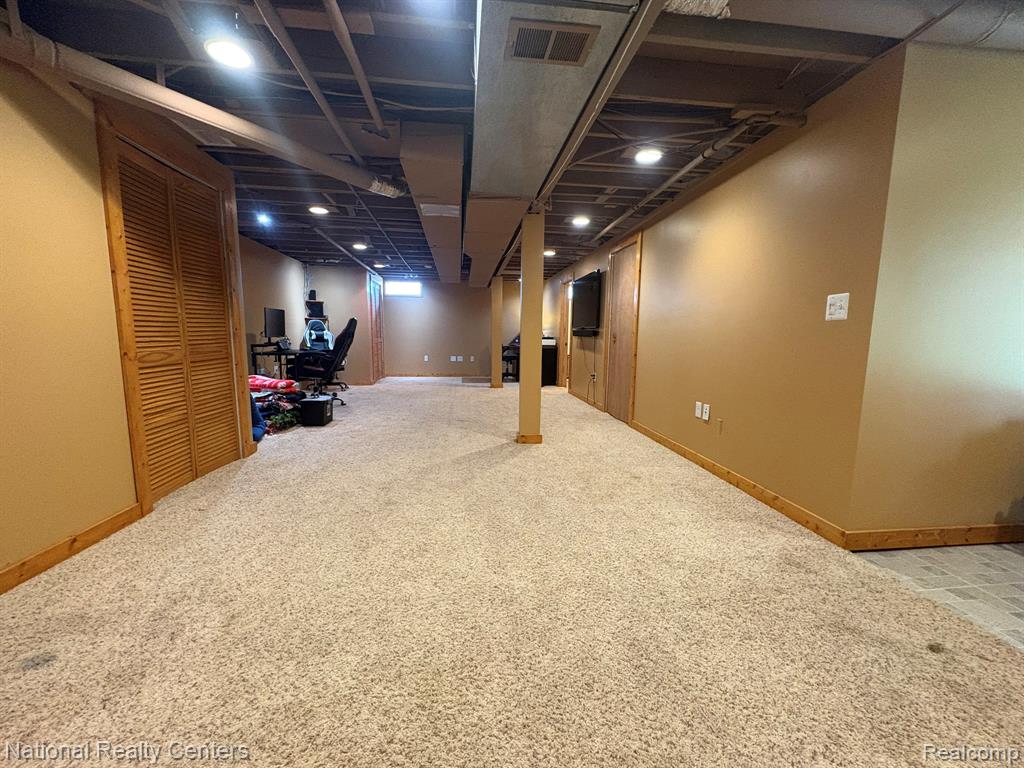 5611 Blackmoor Street, Commerce Twp, MI 48382 — Photo 14