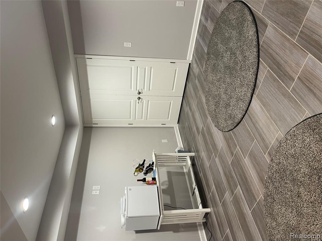 26530 Higgins Way, Brownstown, MI 48134 — Photo 27