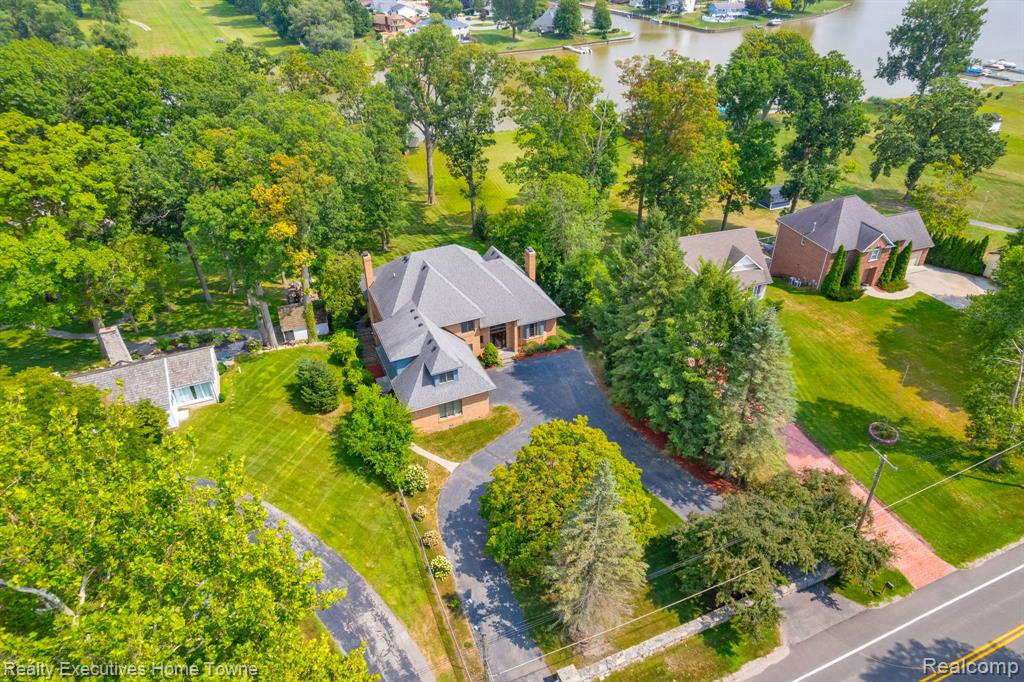 2620 Strawberry Lane, Port Huron, MI 48060 — Photo 7