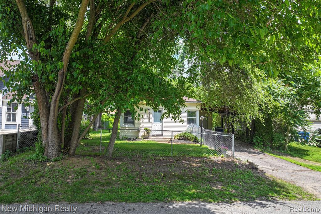 6110 Hackett, Waterford, MI 48327 — Photo 4