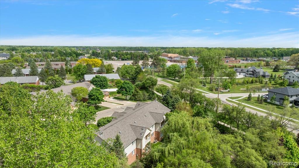 55093 Westchester Drive, 45, Shelby Twp, MI 48316 — Photo 32