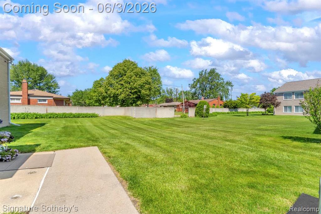508 Sunset Lane, Saint Clair Shores, MI 48082 — Photo 34