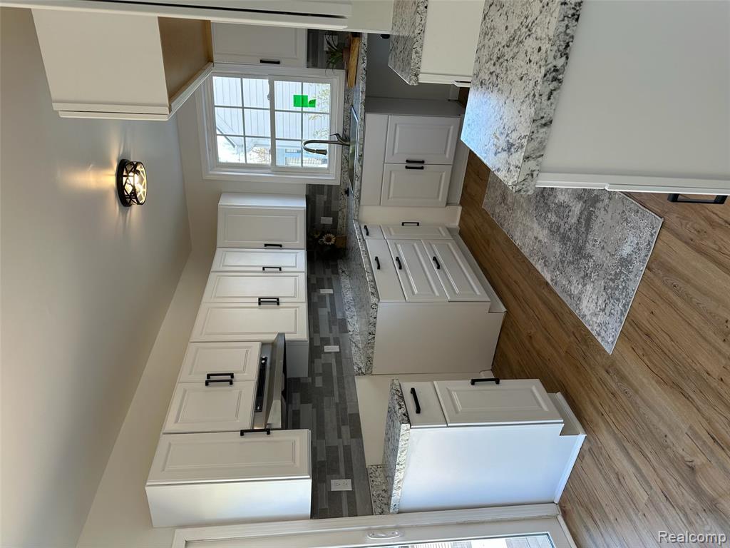 25216 Hayes Road, Roseville, MI 48066 — Photo 7