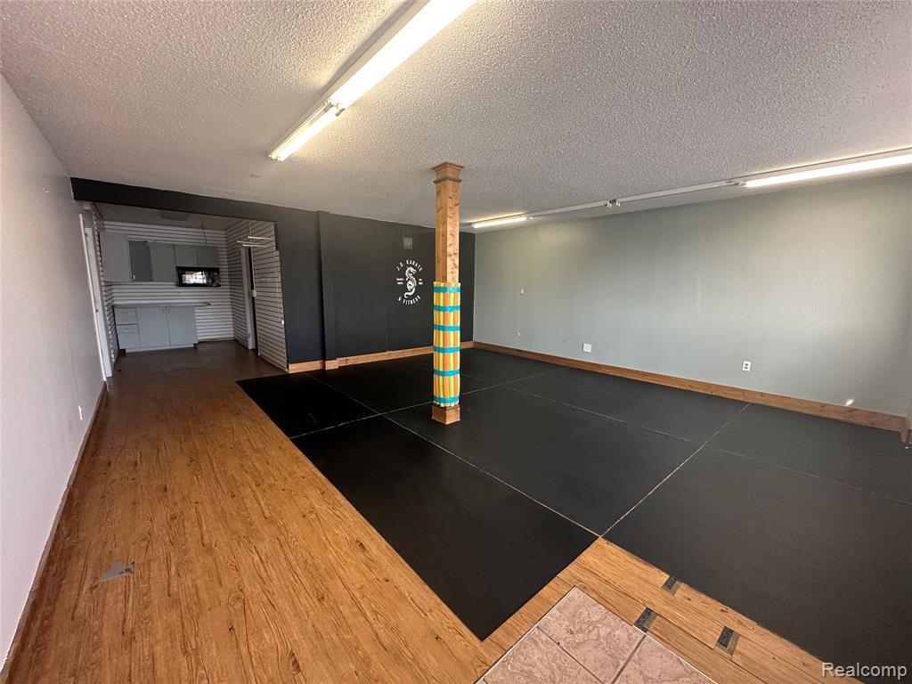 8048 Miller Road, Swartz Creek, MI 48473 — Photo 3