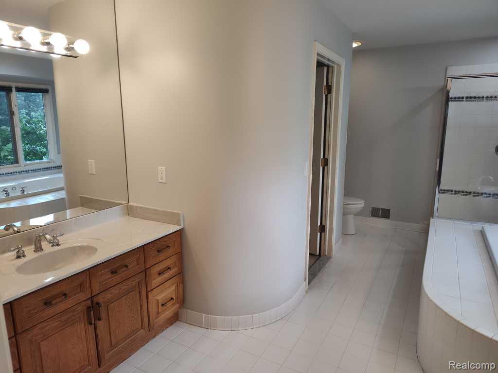 1339 Pond Bluff Way, Brighton, MI 48114 — Photo 26