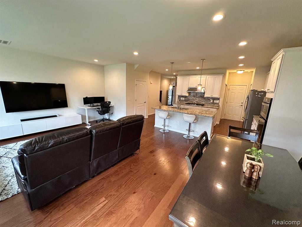 43541 PROSPECT, Novi, MI — Photo 13