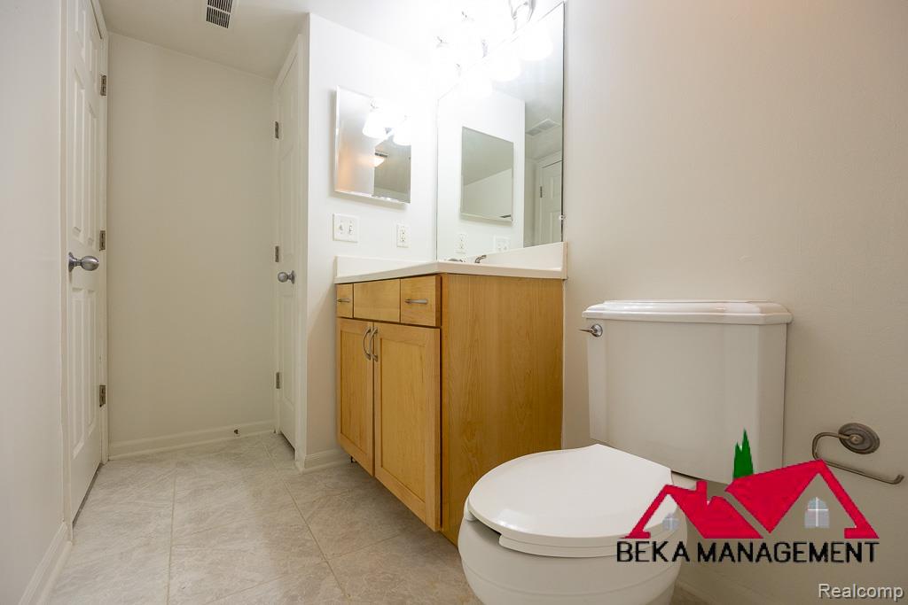 127 Fieldcrest Street, Ann Arbor, MI 48103 — Photo 14